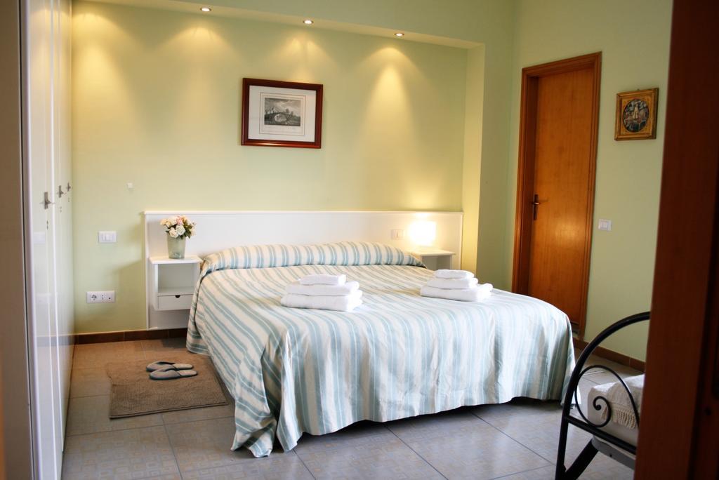 Domi Apartments Wellness Pompei Phòng bức ảnh
