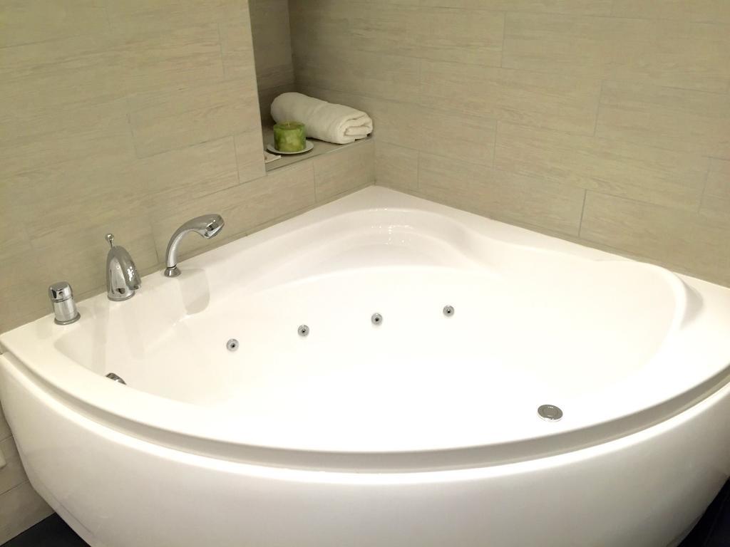 Domi Apartments Wellness Pompei Ngoại thất bức ảnh
